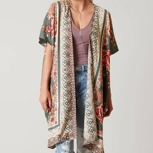 Angie Women's Size S Oversized Paisley Rose Kimono Cardigan Boho Deep Aqua Pink